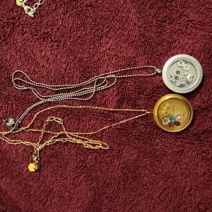 Origami owl silver n gold pendant and silver and gold necklace (2 set)